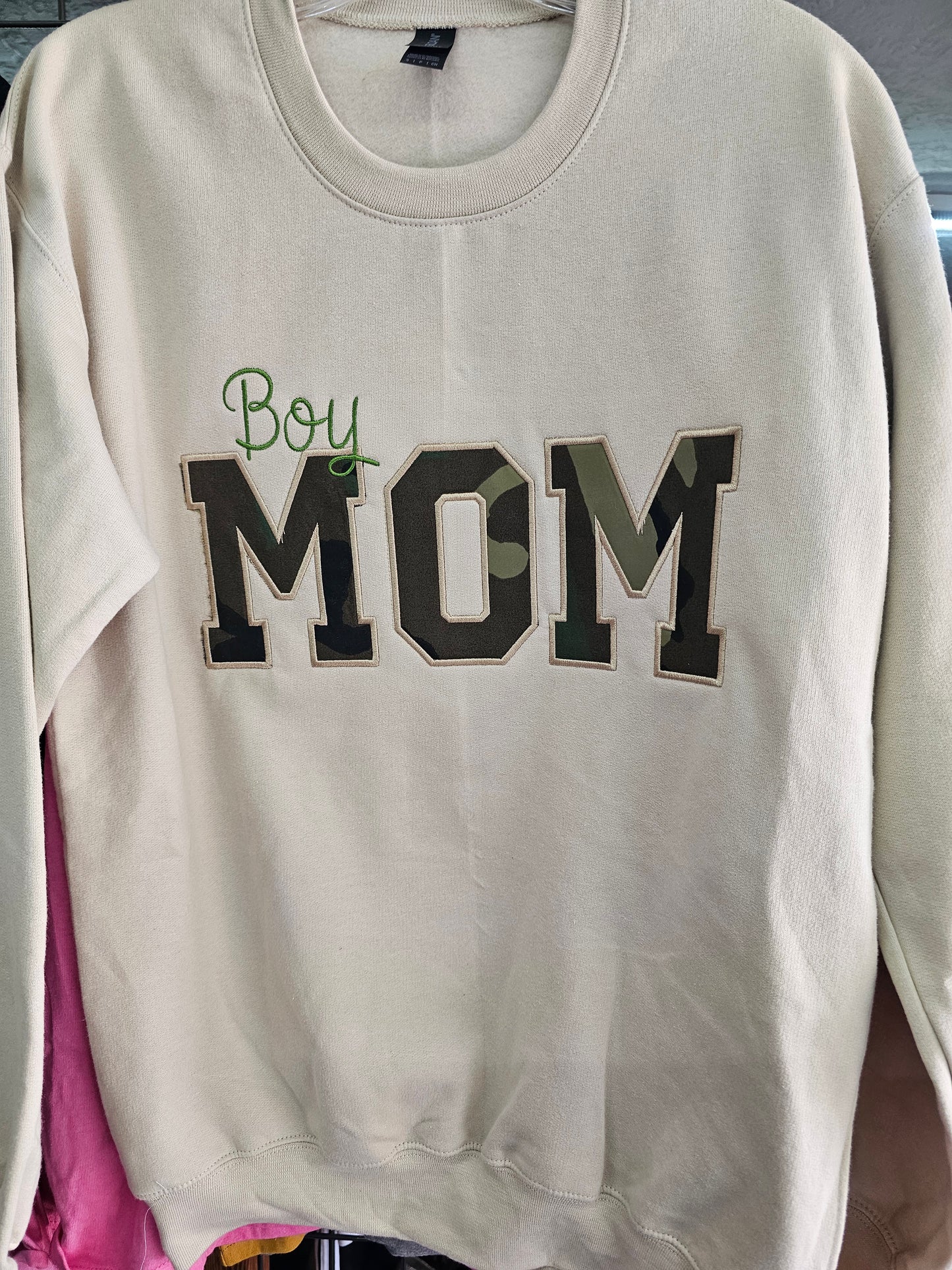 Boy Mama applique,Boy Mama sweatshirt