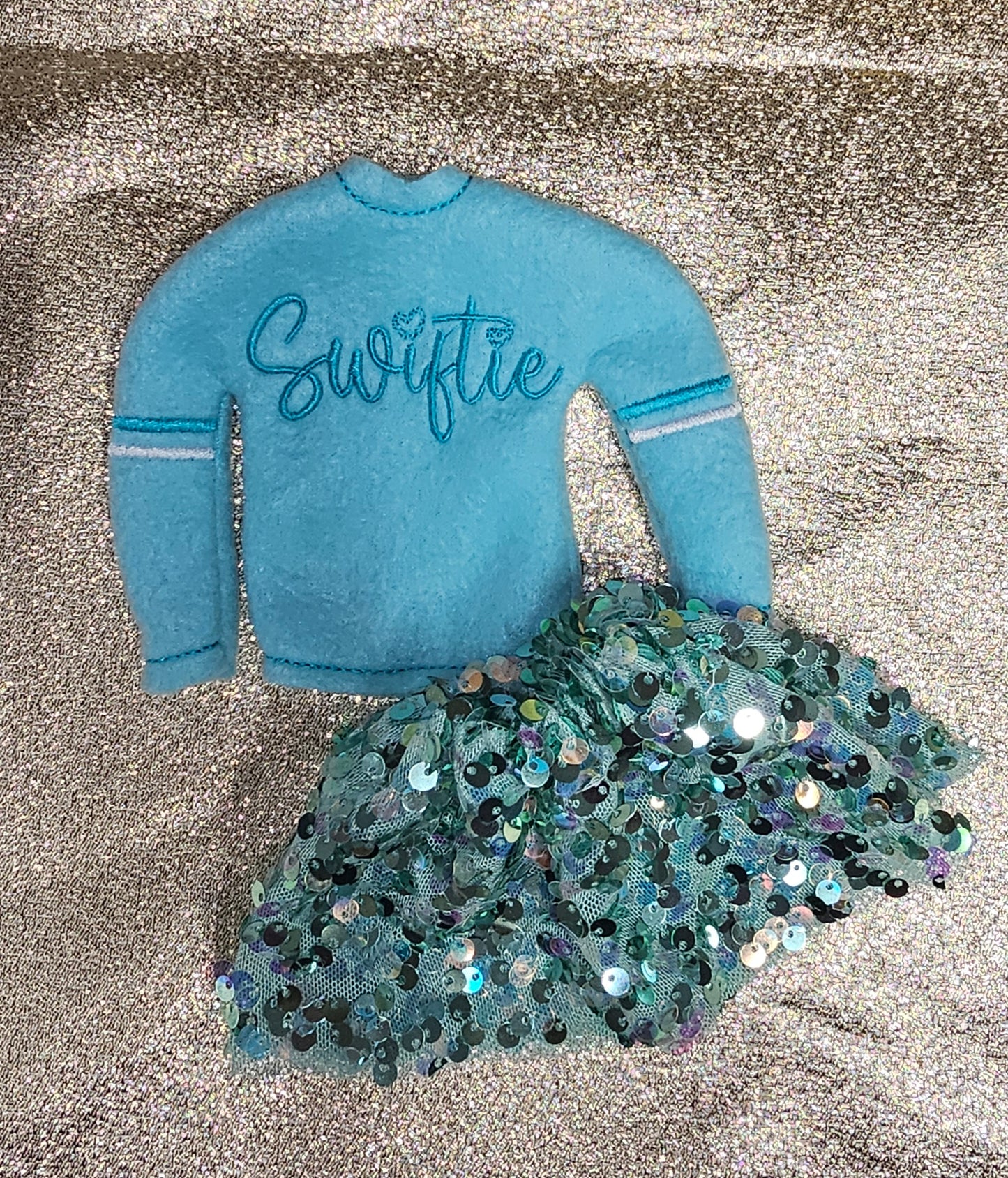 Elf on the Shelf Outfits